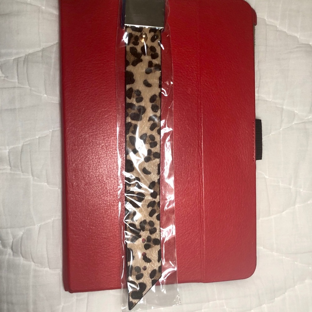π2X HPπ Tan Leopard Print Belt Band Bracelet - Picture 2 of 3